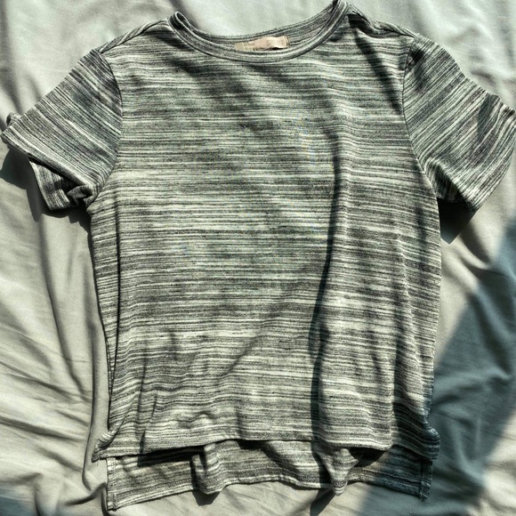 GREY TSHIRT - Picture 1 of 2